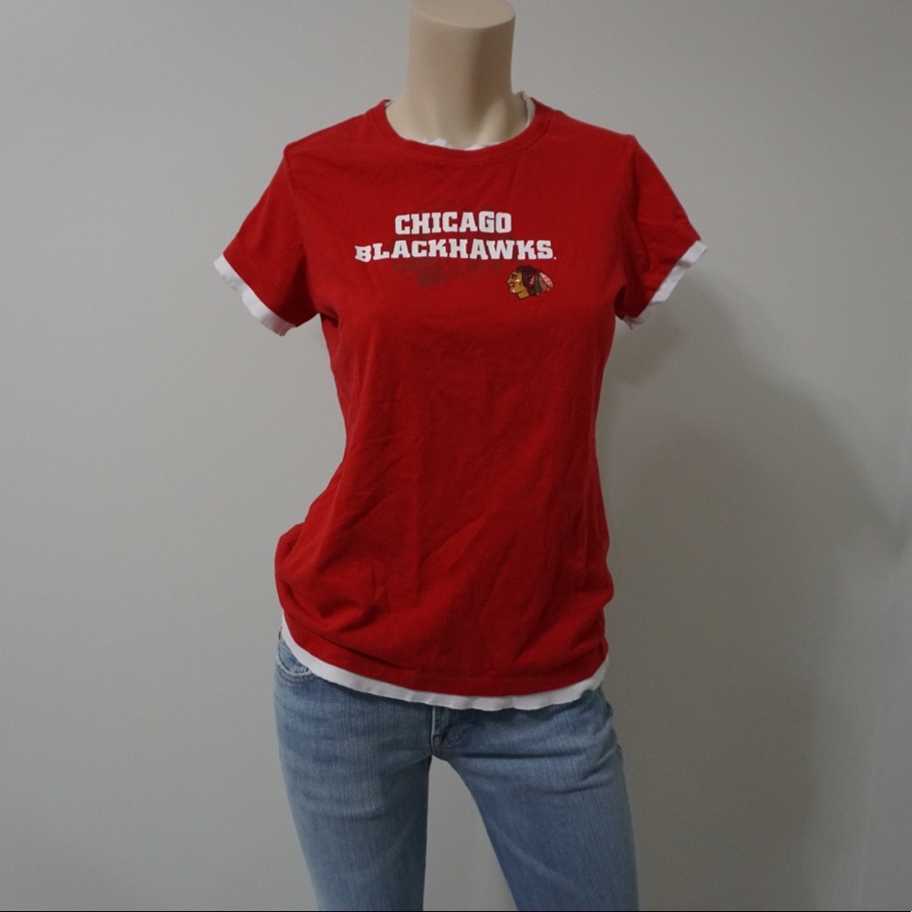 Blackhawks tee